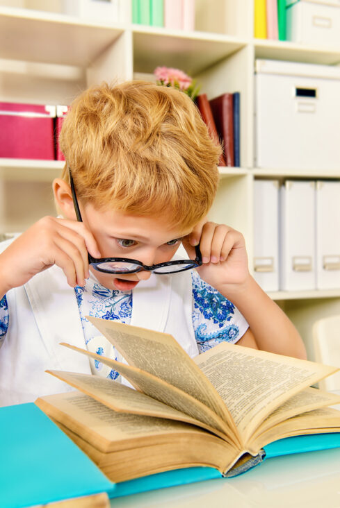 בעיות ראייה אצל ילדים משקפי מולטיפוקל
