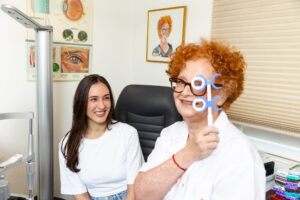 אבחון צילינדר בעיניים